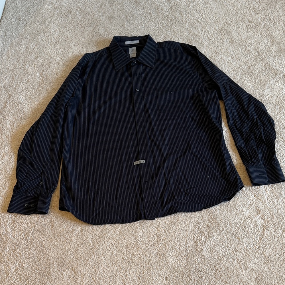 GAP Men's Navy Striped Button Down Shirt